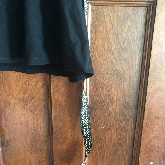 Leah Embellished Halter Top with Open Back - Picture 4 of 4